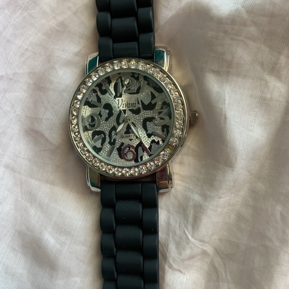 Vivani cheetah watch